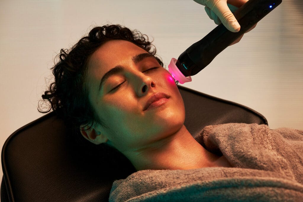 Glo2facial detox lymphatic massage